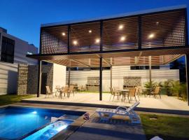 Residencia Mia Nuevo Vallarta, clubhouse，位于Jarretadera的酒店