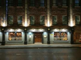 The Terrace Hotel，位于马拉费尔特的酒店