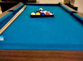 Family Villa, 2 min lalandia, Beach & Ferry, free parking, Fastest Fiber Internet，位于勒兹比的酒店