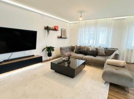 Luxuriöse & stilvolle Wohnung mit Spa-Bad, Home-Office & Fitnessbereich，位于Jockgrim的酒店