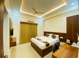 Hotel SAFKO Grand - Hopefarm Metro Whitefield，位于班加罗尔的酒店