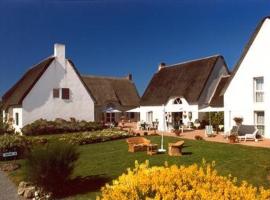 Hôtel Les Chaumieres Du Lac，位于圣利法尔的酒店