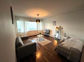 Kotimaailma - tyylikäs 2mh asunto, Vihti，位于Nummela的酒店