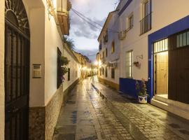 Casa 3 plantas con patio y Sol&aacute;rium privados，位于科尔多瓦的木屋