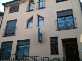 Hotel Restaurante Casa La Paca，位于Royuela的酒店
