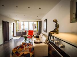 The Clock house，位于萨莫科夫的别墅