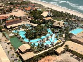 Hotel Parque das Fontes，位于贝贝里比的酒店