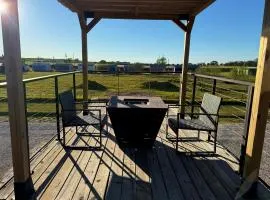 NEW Cornhole, Pickleball, Pool & Patio