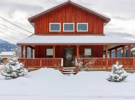 Huckleberry Lodge by Fernie Central Reservations