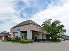 Heritage Inn & Suites