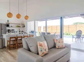 Triskele Retreat - Combo Ocean and Earth