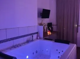 Nali Room