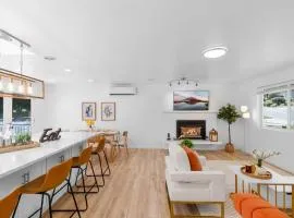 Bothell Family Friendly Modern Home 2 AC I405