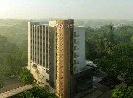 Hotel Neo Kota Baru Parahyangan