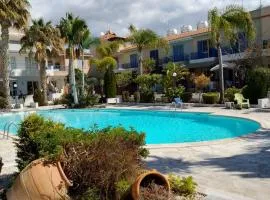 House C13 Ilios 2 Complex