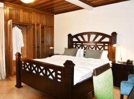 The Village Courtyard Hotel，位于库马西的酒店