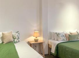 Pine Cone Cottages, Ella，位于埃拉的酒店