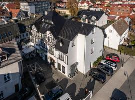 Hotel Rejs，位于乌斯特卡的酒店