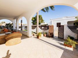 Giorni Salentini，位于托雷拉皮罗的酒店