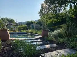 Studio tout confort dans la campagne aixoise