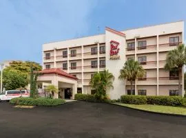Red Roof Inn PLUS Miami Airport