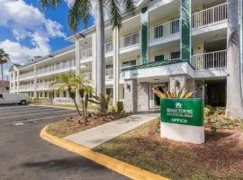 HomeTowne Studios by Red Roof Fort Lauderdale