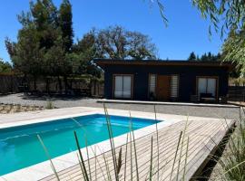 Caba&ntilde;as Los Robles，位于Coelemu的宠物友好酒店