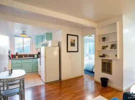 Garden Oasis Cozy Home Near Bart Shop with Parking