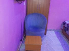 Deep Diamond Exclusive Hotel and Suites，位于Otta的酒店