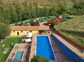 Camping Las Aguas，位于Cañizar del Olivar的酒店
