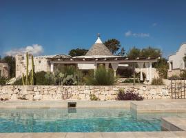 Regina di Ulivi，位于奥斯图尼的浪漫度假酒店