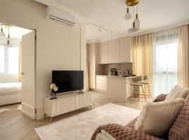 ARI Luxury Apartment with Balcony - AFI Mall，位于阿拉德的酒店