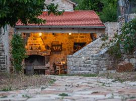 Kuće Hvar，位于Pitve的酒店