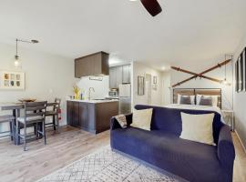 Cozy Kings Run Condo，位于金斯伍德庄园的酒店