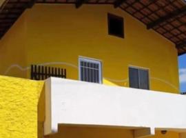 Apartamento Amarelinho - Canoa Quebrada，位于阿拉卡蒂的酒店