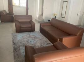 LA Siesta，位于阿比让的酒店