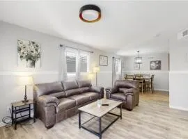 Modern Family Home with Three King Beds Near VA & Anschutz