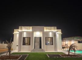 Sinkhole Chalet，位于Bimmah的酒店