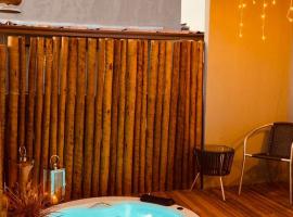 Pousada Alkamar，位于马拉戈日的带热水浴缸的酒店