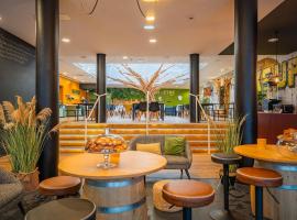 加来市中心宜必思尚品酒店，位于加来的酒店