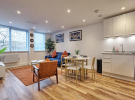 Luxuriously Cosy 1 Bed Flat at Trinity Point Gravesend, Suitable for Long Stay and Short Stay，位于格雷夫森德的酒店