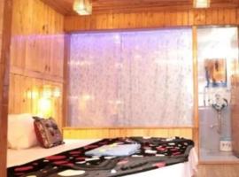 ALTAF's MOTEL，位于马泰兰的酒店