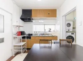 15 min to KIX Easy Namba 5 min to Kishiwada Up to8