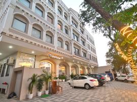 TrimHotel Grandview Jaipur，位于斋浦尔的酒店
