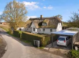 Farmhouse Cozy House In The Countryside