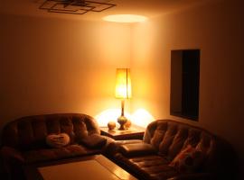 Ferienwohnung mit Terrasse in der Nähe vom Golfplatz，位于埃格马廷的酒店