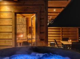 LK Osada Falsztyn domki z prywatną balią nieopodal jeziora Czorsztyńskiego i trasy Velo Czorsztyn，位于Falsztyn的酒店