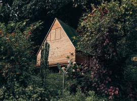 Jardin del Sol Ecoglamping SAS，位于San José de Suaita的酒店