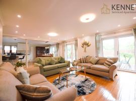 Palm Cottage，位于雷丁的酒店