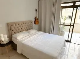 No centro com Varanda, Smart Tv, Elevador e Garagem Paga